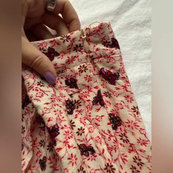LF Seek The Label Pink and Red Floral High Waisted Shorts - Picture 5 of 11